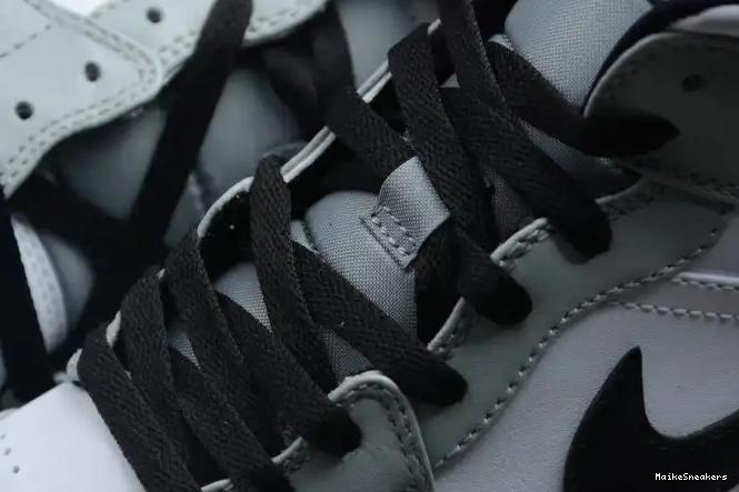 MaikeSneakers AIR 1 Jordan Grey Smoke Mid 554724-092 Light 0517